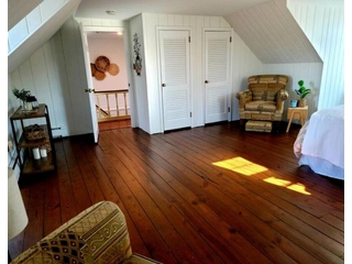 Downingtown Manor - 1900S Farmhouse With Creek Views Buitenkant foto